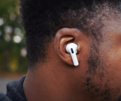 The Airpods Don’t Fit Into Your Ears Properly