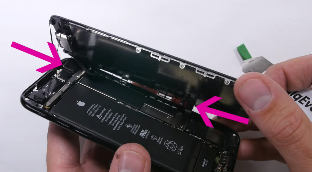 Replace the iPhone Battery: shielded from the battery connector