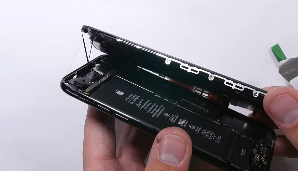 Replace your iPhone battery using the DIY repair program